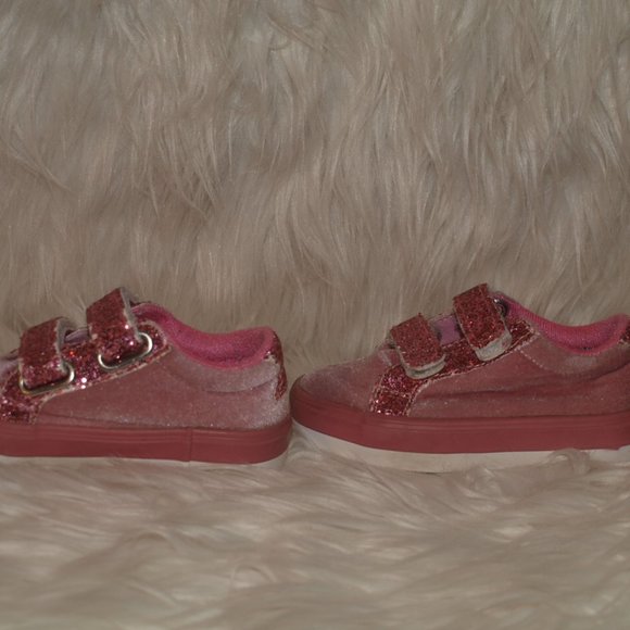 Kids Pink Velvet TENNIS SHOES With Glitter BY DREAM SEEK SIZE 5 GENTLY USED - Picture 4 of 6